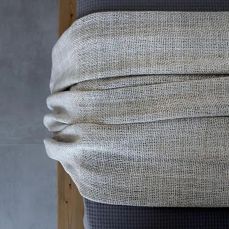 Magma Milos Ii * Adamantas (Milos)